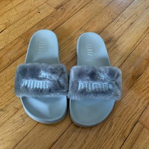 Gently Puma Slides